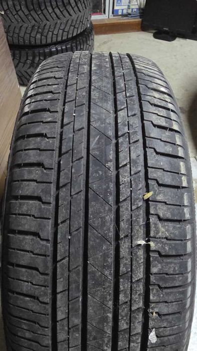 Продается Шины Bridgestone Dueler A/T 265/55R20 113V