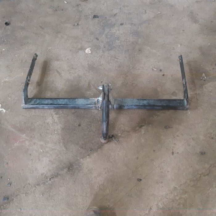 Фаркоп на рапид  2014г