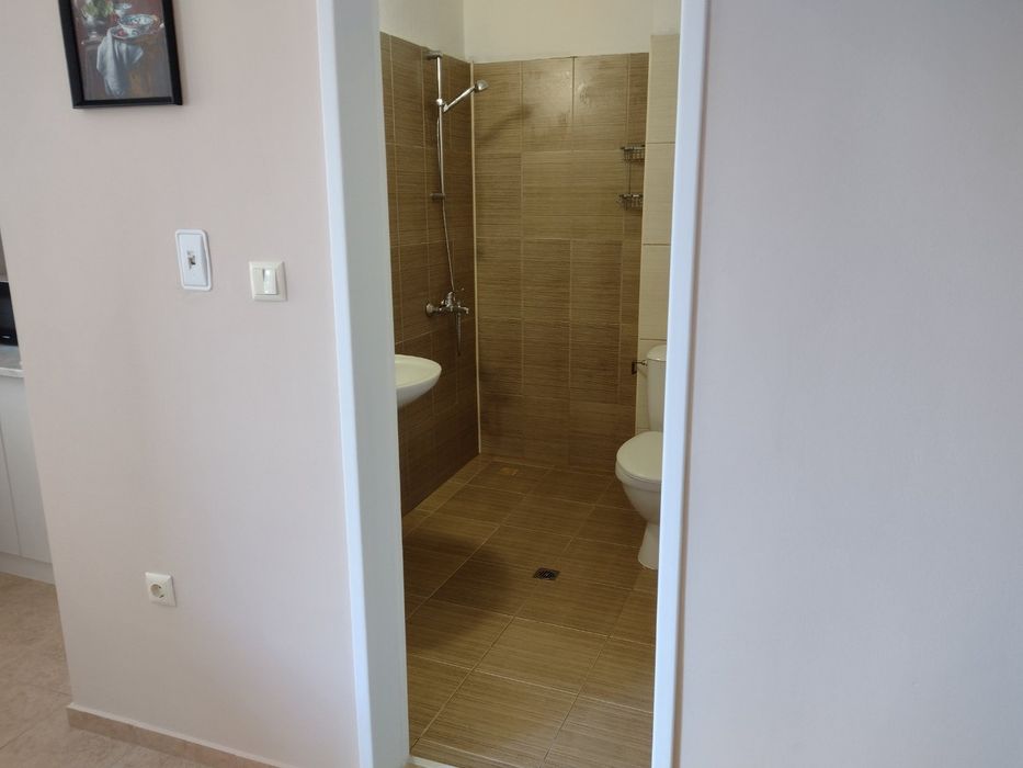 Дава се под наем Едностаен апартамент в Китен - 35 кв.м за 34.68 € - Снимка #4