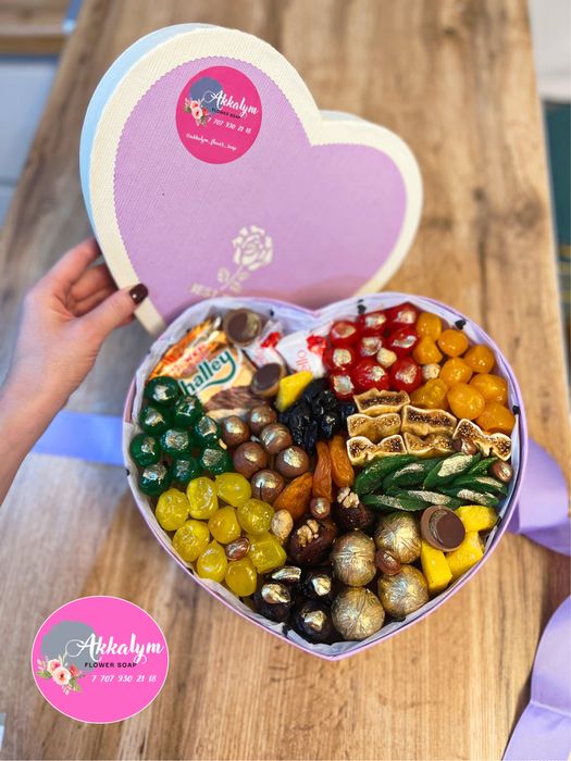 Сухофруктовая композиция