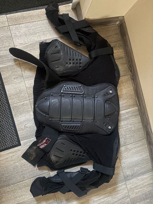 Нагръдник оригинален на Adrenaline, размер S