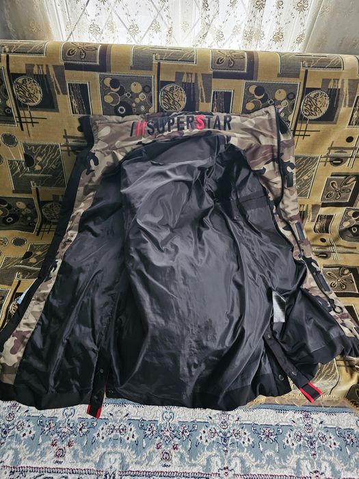 Продам куртку демисезон. Мужской размер М