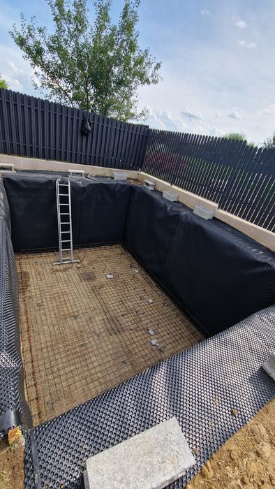 Execut beciuri din bolțari de fundație