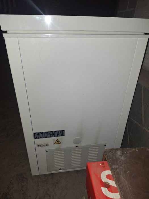 Морозильник от "бирюса"