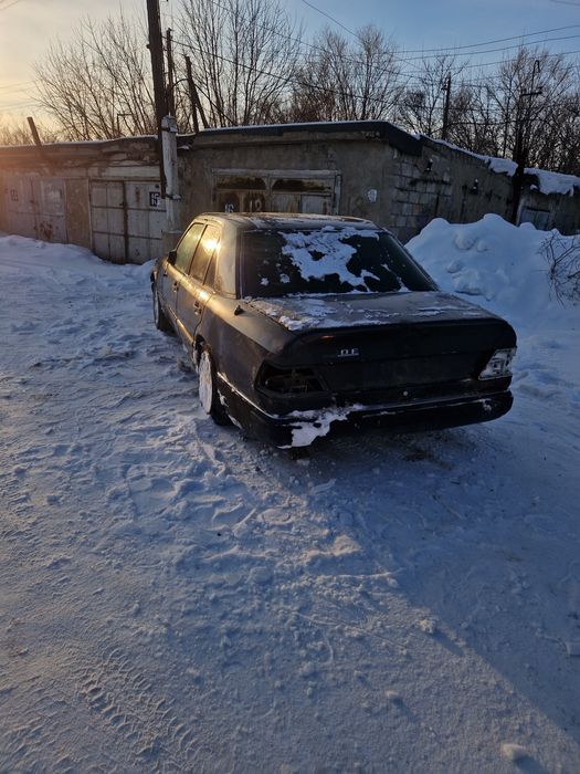 продам 124 мерседес