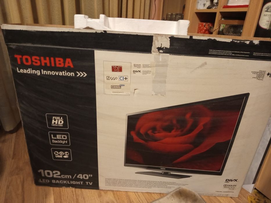 Телевизор TOSHIBA, 40 инча, /102см диагонал на екрана1