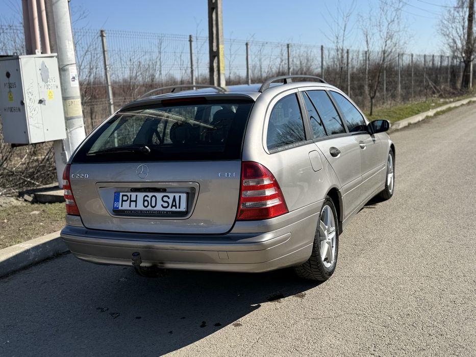 Vand mercedes c220 impecabil!!!