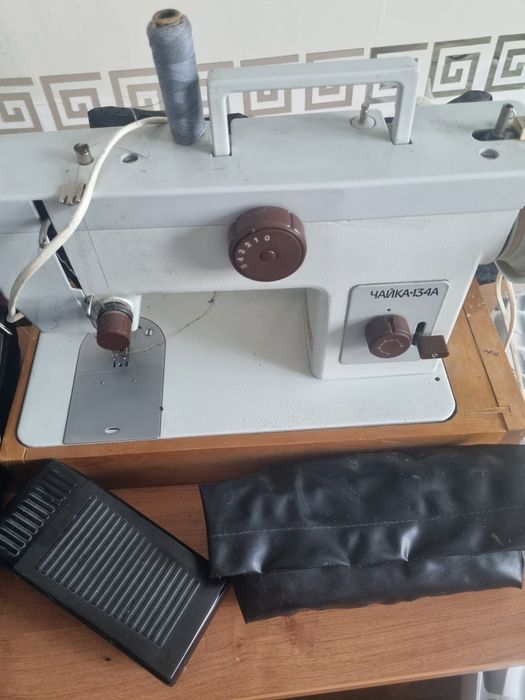 СРОЧНО продам Электрическая швейная машинка в ОТЛИЧНОМ состоянии