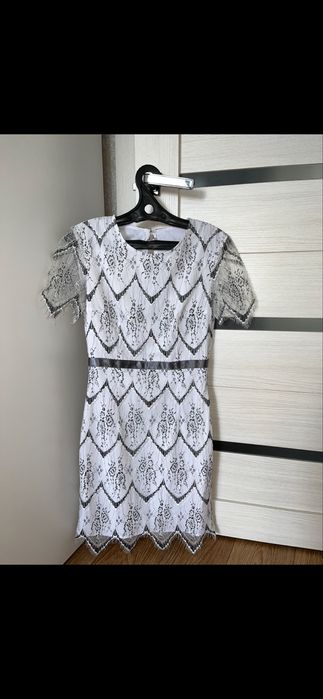 Продаются платья все с ЛИЧИ