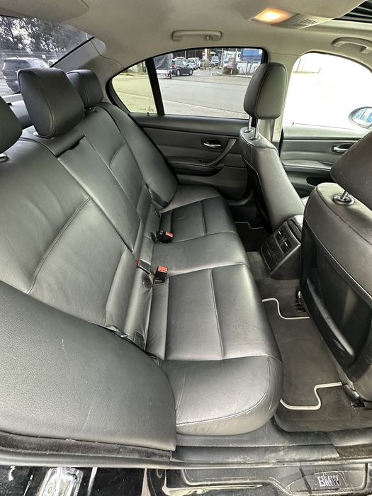 Bmw e90 320i 2006