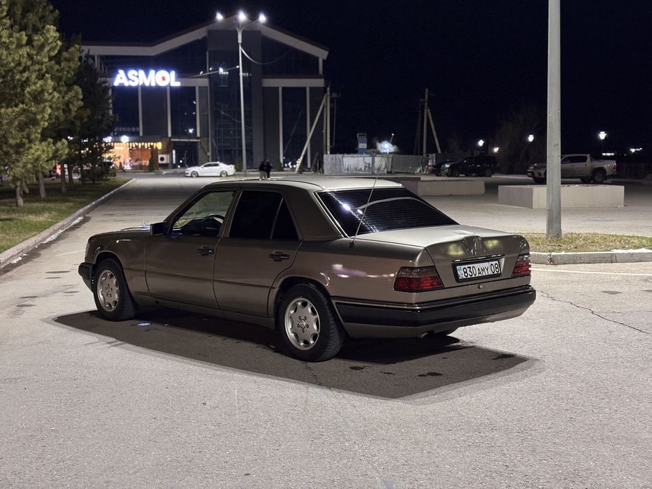 Мерседес 124 ешка