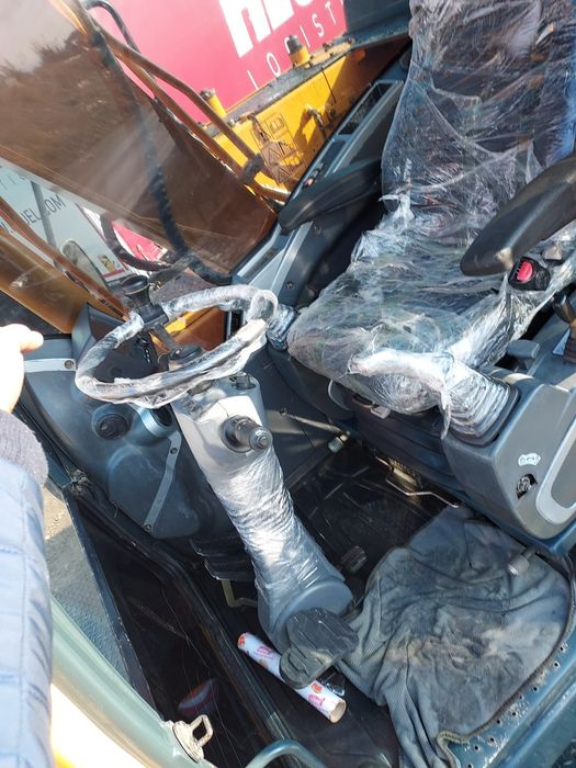 Excavator sotiladi Hyundai 140w hamma joyi soz ishga Tayyor texnika