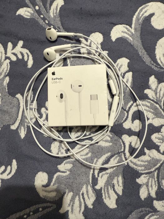 Наушники earpods