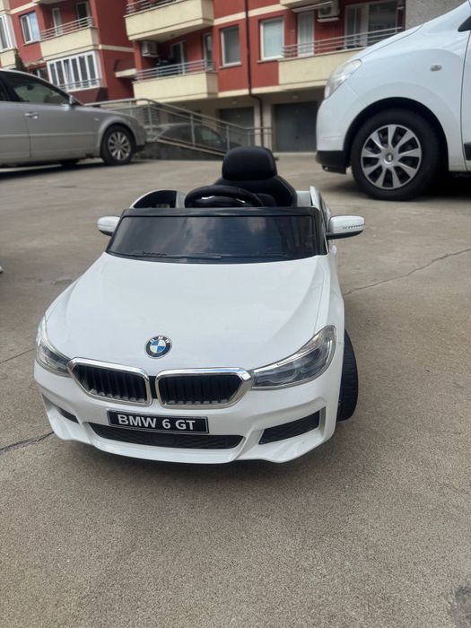 Електрическа кола BMW