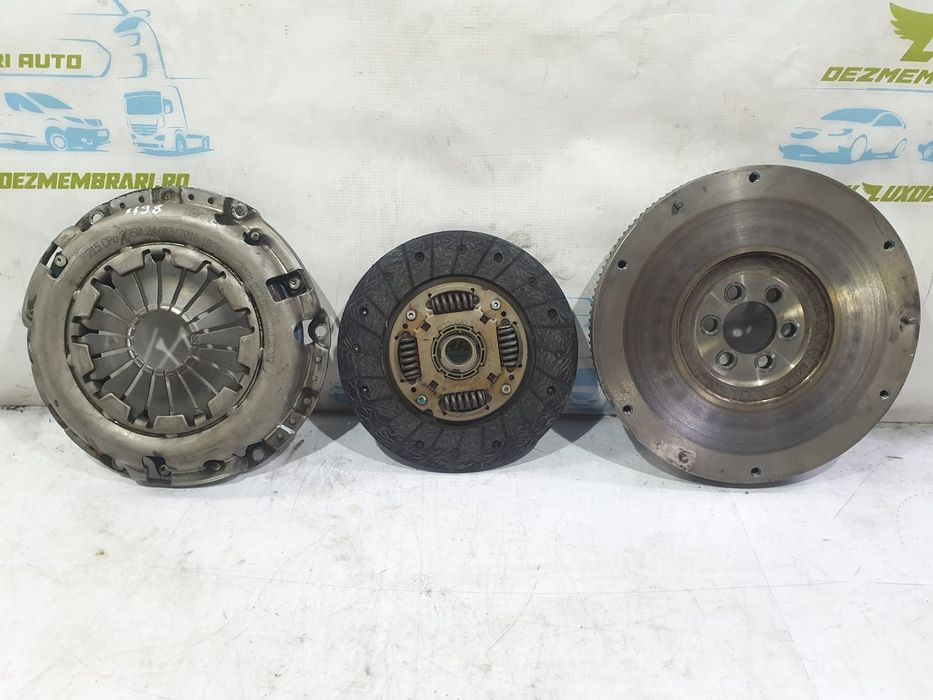 Kit ambreiaj volanta cu masa simpla Dacia Duster 1 (facelift) (2013 -