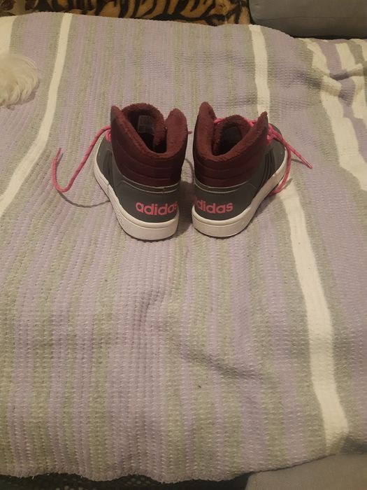 Ghete ADIDAS pt. fete