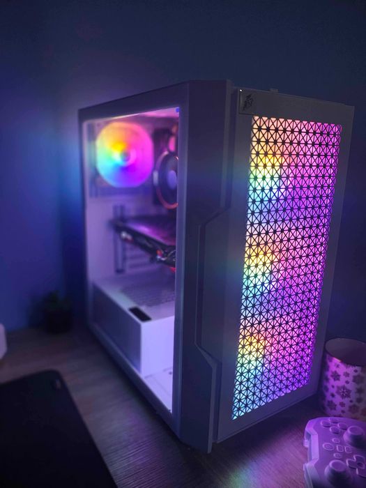 Геймърски компютър Ryzen 7 1700/GTX 1070Ti X/ 16 gb 3200mhz/512gb ssd