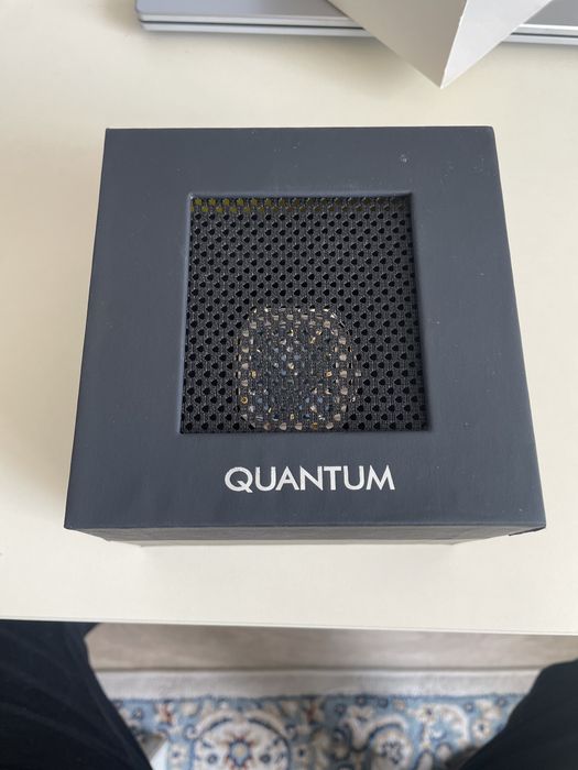 Продам часы QUANTUM новые!