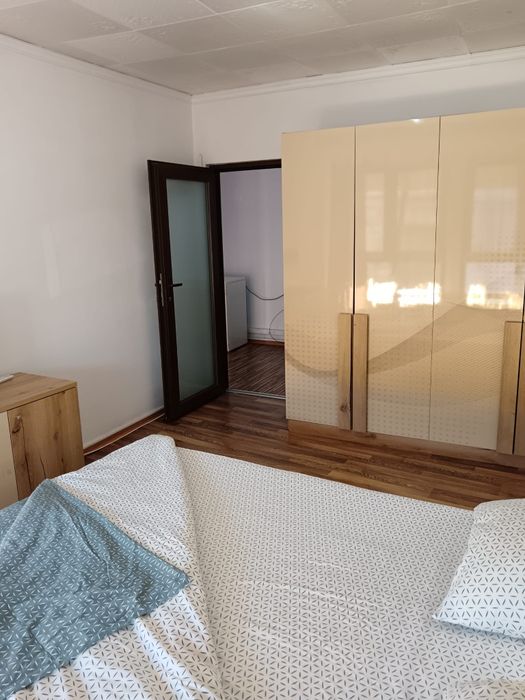 Cazare regim hotelier apartament penthouse premium central cu jacuzzi-2 camere
