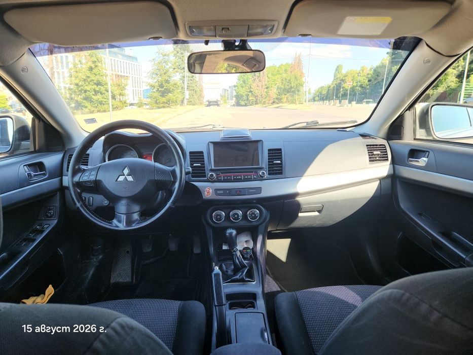 Продавам Mitsubishi Lancer 1.5 с газ
