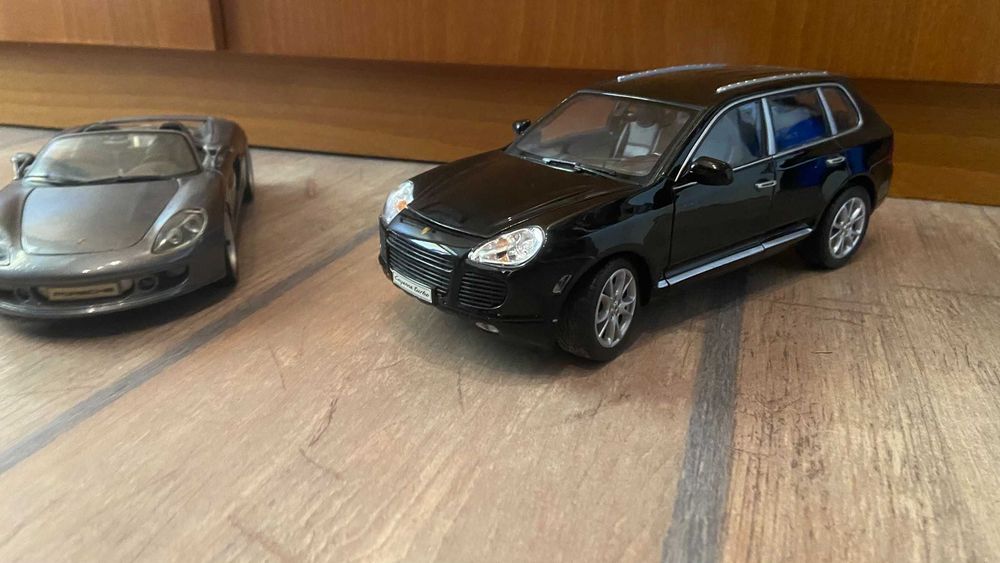 1:18 Porsche и Alfa Romeo Spider Busso (GTV) 1:18