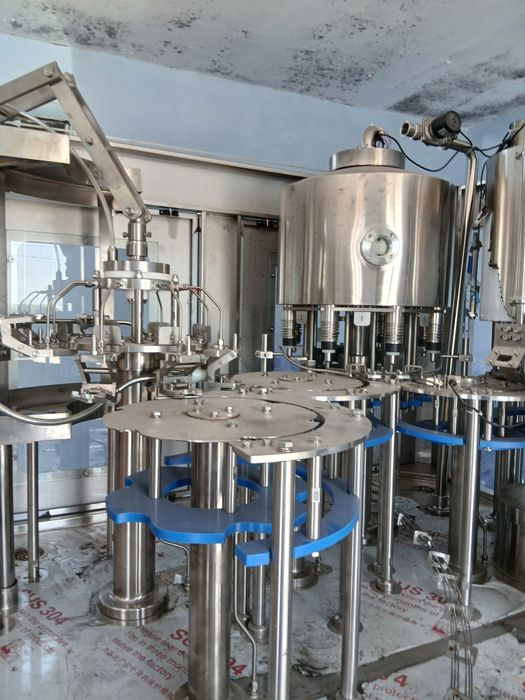 Suv qadoqlash linyasi ovtomat 05,1,1,5litrli