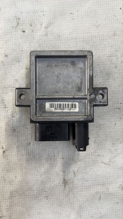 Реле за подгревни свещи за БМВ Е90 Е91 Е92 Е93 6цил