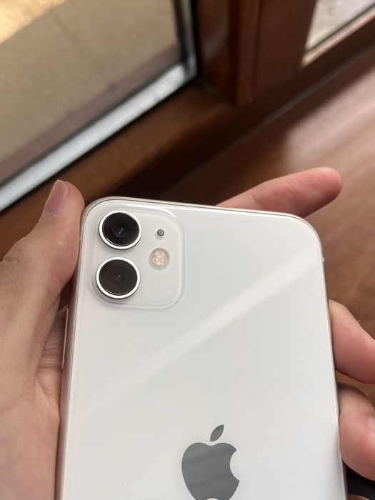 iPhone 11 white обмен тоже интересует
