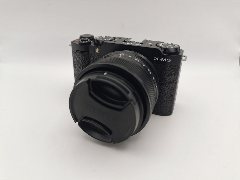 Kit foto Fujifilm X-M5 + Fujifilm XF 35mm F1.4 R