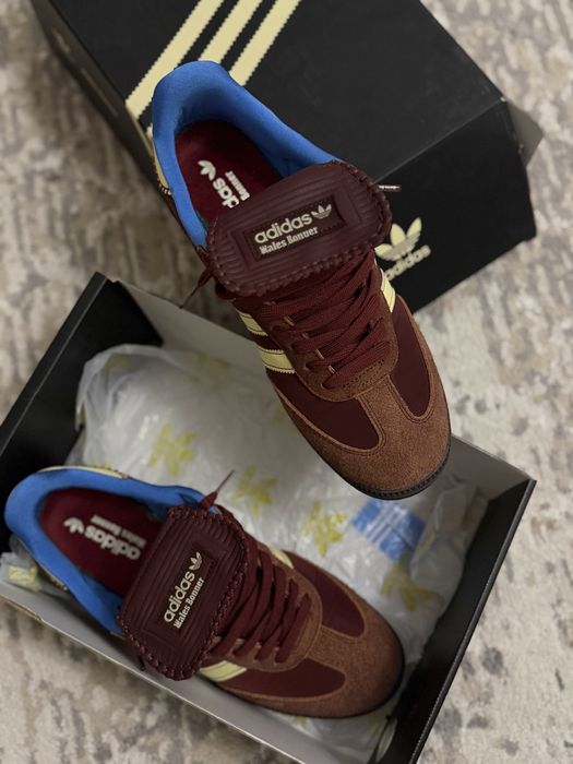 Продам новые кроссовки