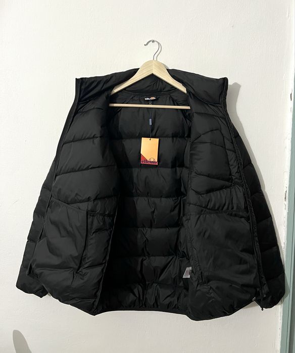 Jacheta de iarna, noua, Ellesse Lalizo, marimea L