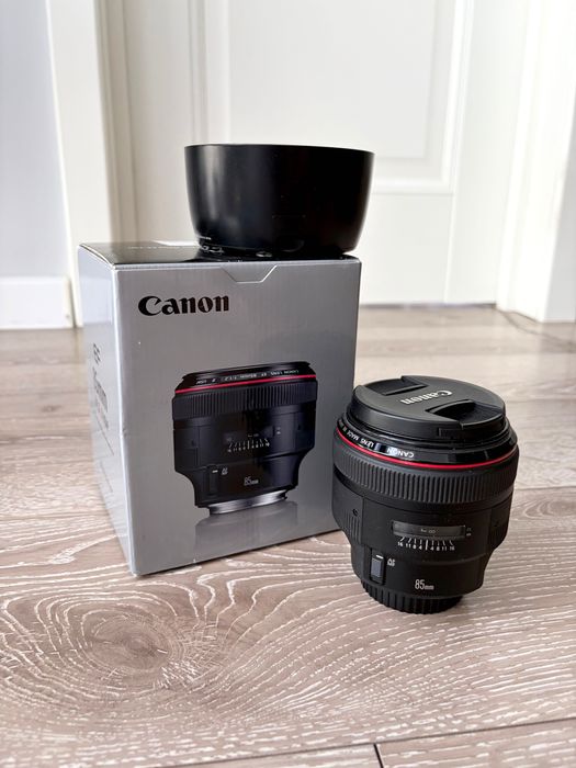 Canon EF 85mm 1.2L II USM