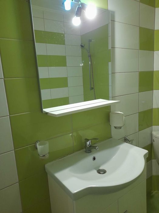 Proprietar, inchiriez apartament 2 camere, zona Tilisca