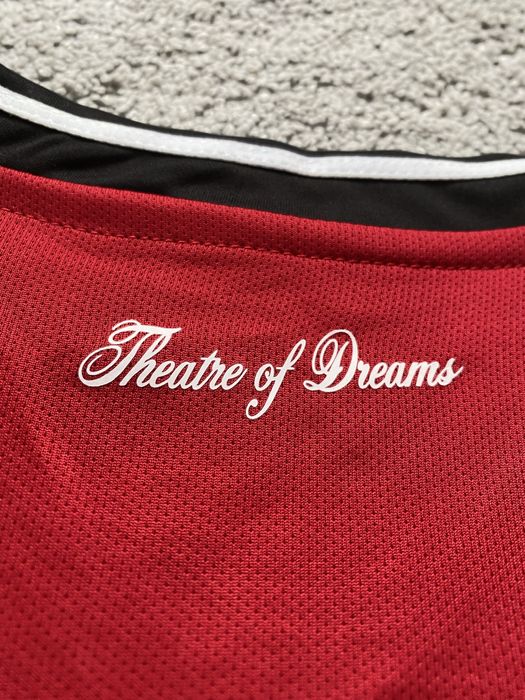 Футболна фланелка на Манчестър Юнайтед - L-ка