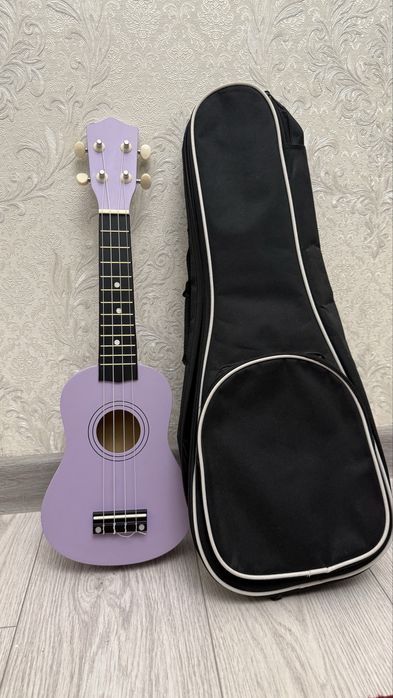 Укулеле в хорошем состоянии