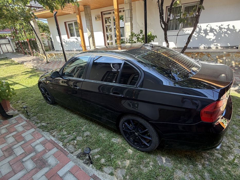 BMW E90 320d • 2.0 Diesel • 163 CP • 2008 • Manuală