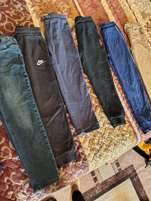 Долнища за момче