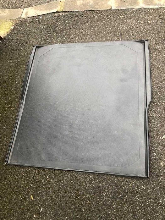 Tavite Portbagaj BMW/Vw Passat/Vw Touran/Vw Touareg Originale