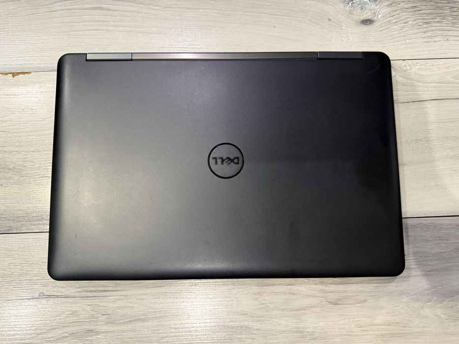 Dell Latitude E5540-i5 4300u/8гб/240гб ссд/подсветка