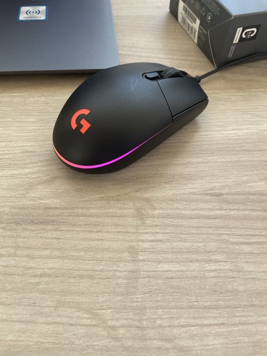 Logitech g102 игровая мышь , торг уместен