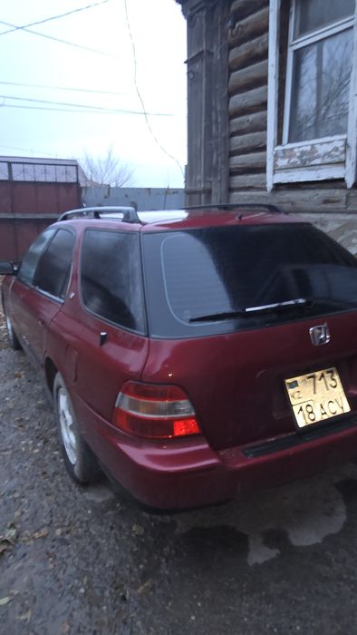 Продам хонду аккорд универсал