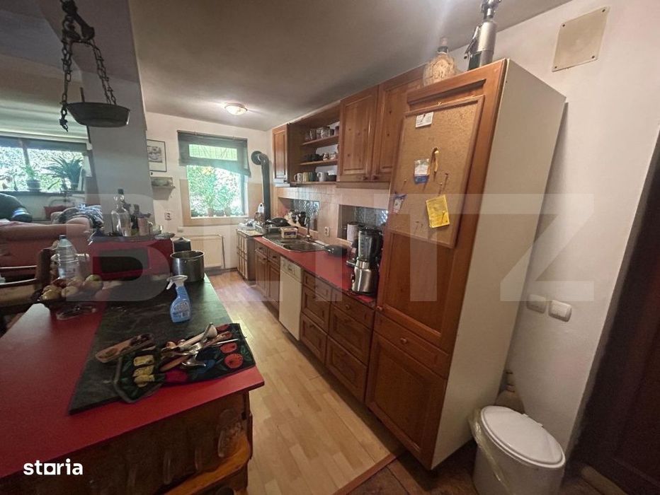 Casa , Pucioasa , 199 mp utili , 10200 mp Teren