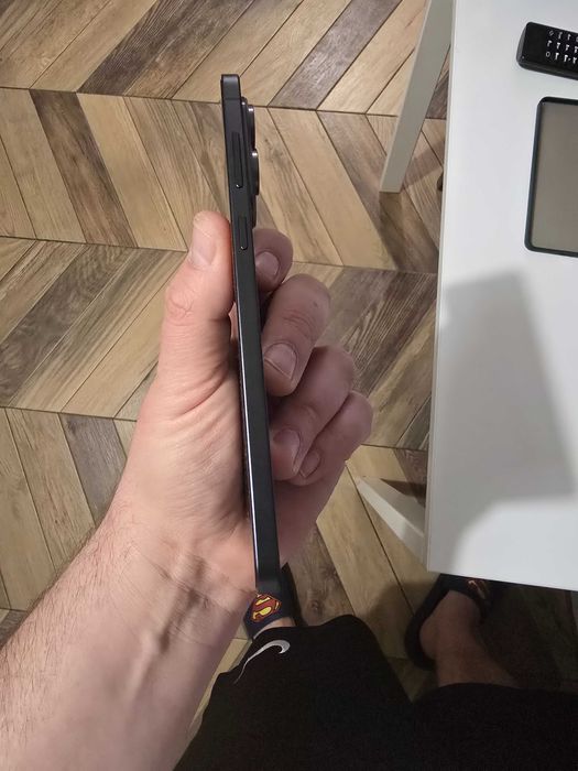 Нов! Samsung Galaxy S25 Edge пълен комплект