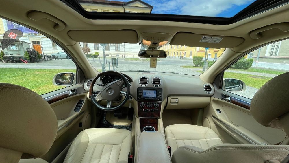 Mercedes ML 3.0 Diesel An 2009 Unic proprietar in acte Înmatriculat Ro Cu Acte La Zi