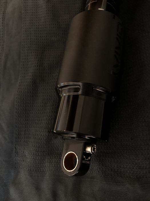 Mint RockShox Vivid 250x75mm 2024/5 шок RockShox рокшок