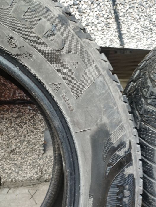 Зимни гуми за суф 225/65/17