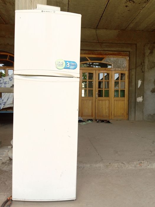 Muzlatgich sotiladi narxi 1 million