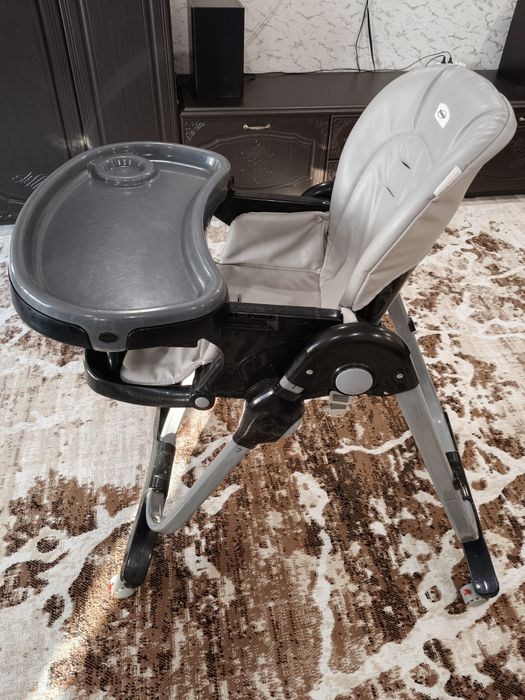 Продам стульчик для кормления