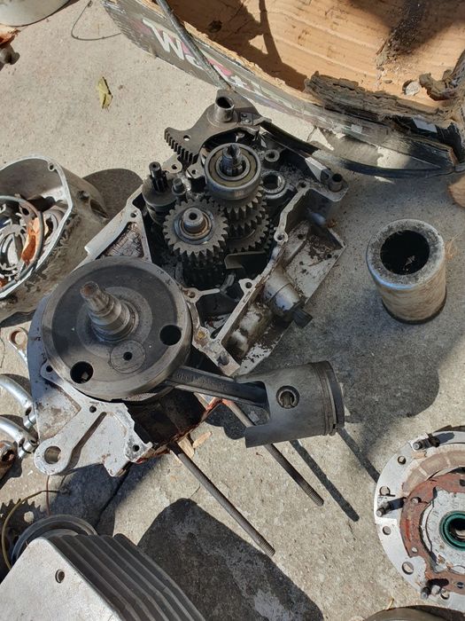 Части  двигатели Мз 175 трофи ,150 трофи Иж.Балкан 50