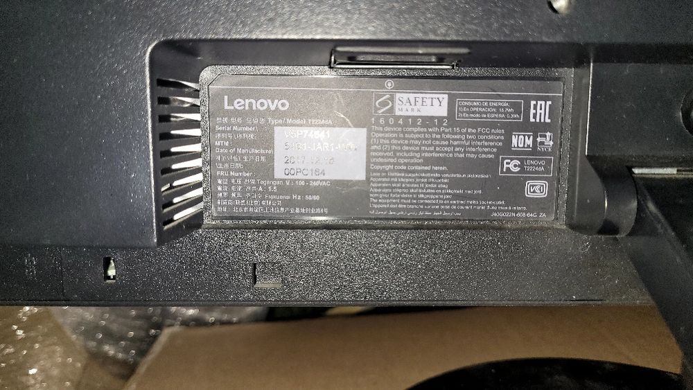 Monitor Lenovo 21,5 inch